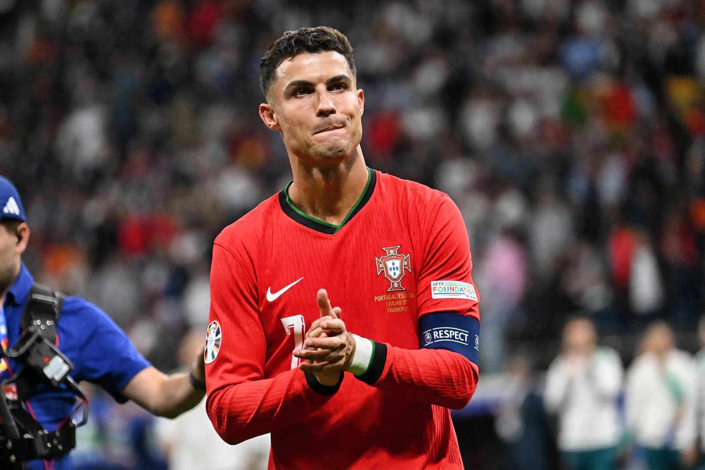 巴萨关键时刻救险，C罗力保胜局拿下系列赛(巴萨旧将c罗比梅西更容易接近 他总是乐于助人)-九游娱乐