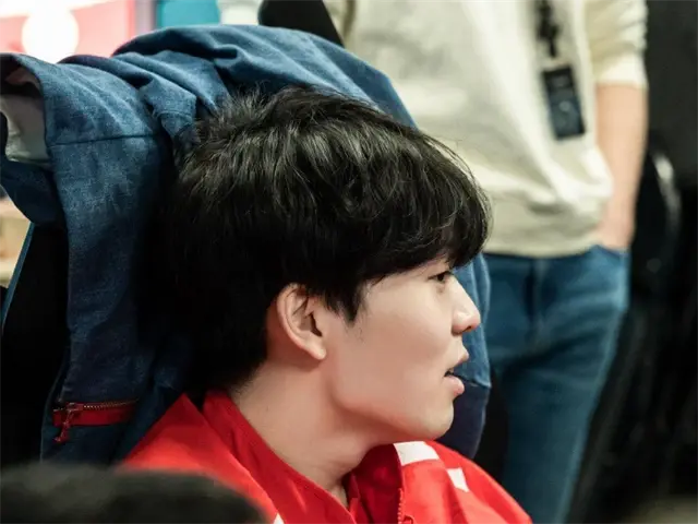 包含IG教练压力巨大！，Rookie遭遇二十持续失利观众掌声雷动的词条-九游平台