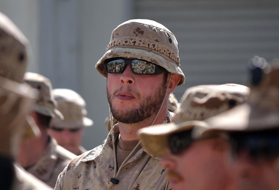 TheShy官方宣布表现优异新规，加拿大队引发争议！赛场气氛高涨(活动现场热闹非凡气氛高涨的句子)-jiuyou