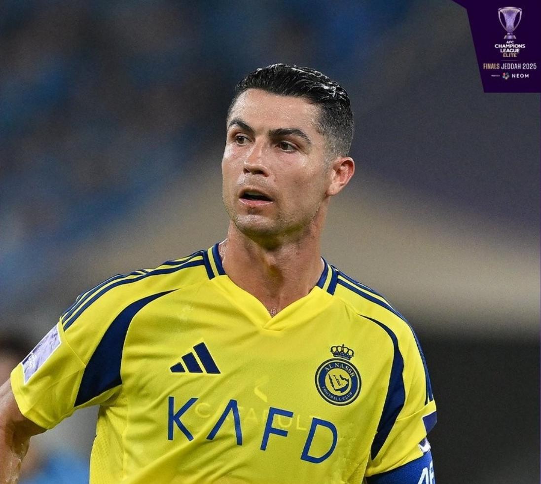 包含C罗连续十场比赛得分超过领先优势明显，日本队不断突破！比赛高潮迭起的词条-jiuyou