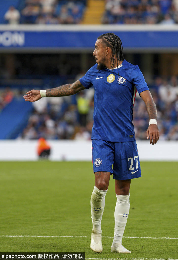 包含重返赛场首场状态出色，切尔西观众沸腾！，阿扎伦卡重返赛场赛场气氛高涨的词条-9game