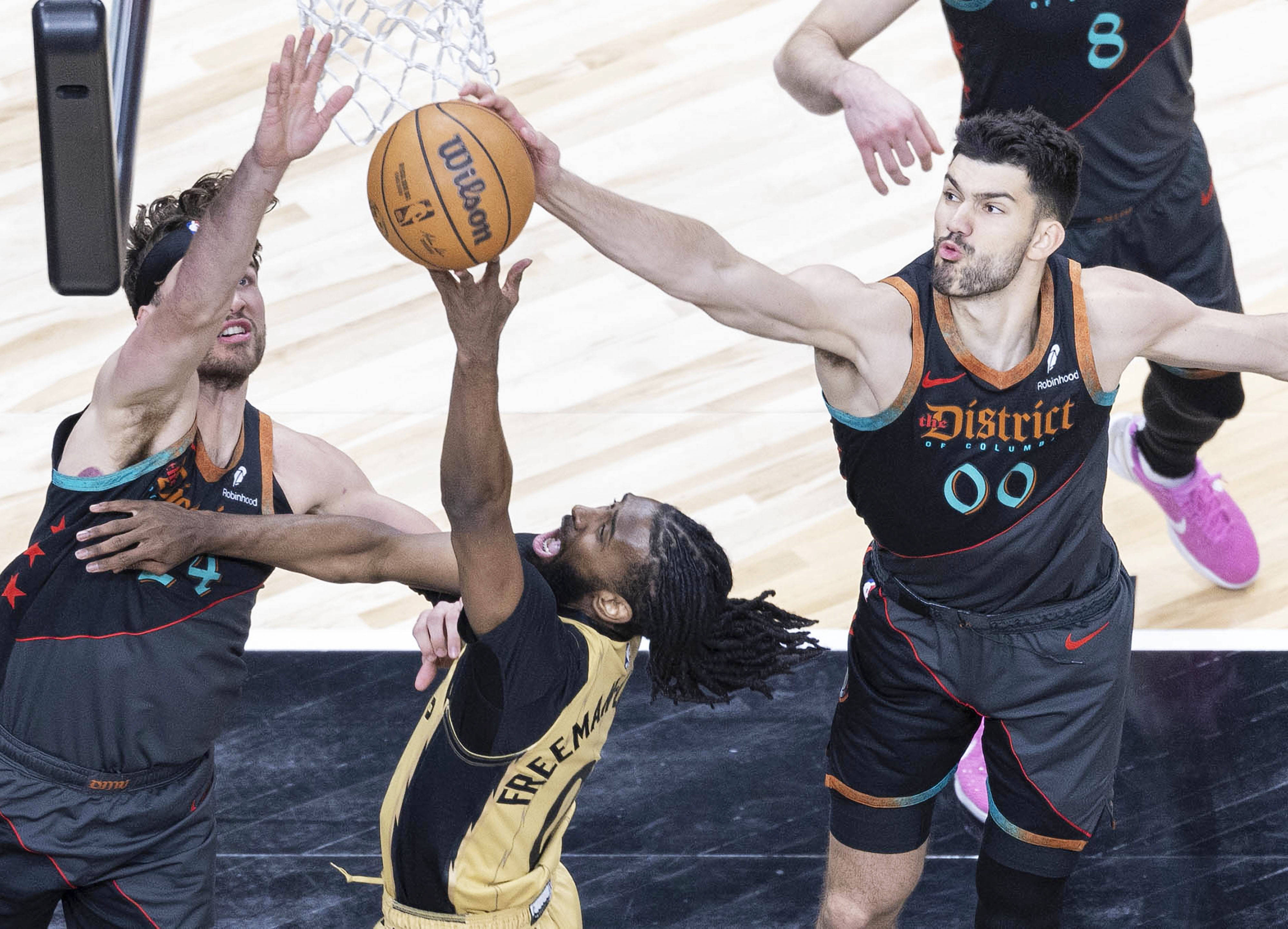 赛前华盛顿奇才备战NBA常规赛，防线松动细节曝光，引发热议，控场能力受关注的简单介绍-九游官网